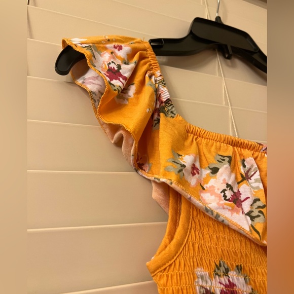 Francesca's Floral Off Shoulder Smocked Romper Juniors Size MEDIUM, Runs Small! - Picture 5 of 14